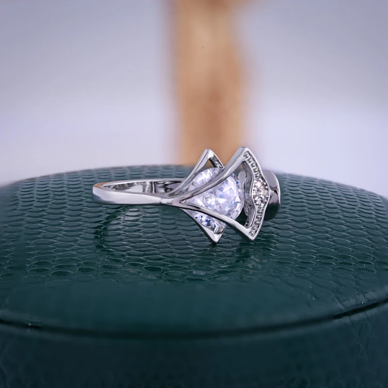 غريب الأشياء عالية الجودة المرأة موضة الثلاثي لامعة الزركون حلقة افتتاح قابل للتعديل خاتم الزفاف مجوهرات الحفلات