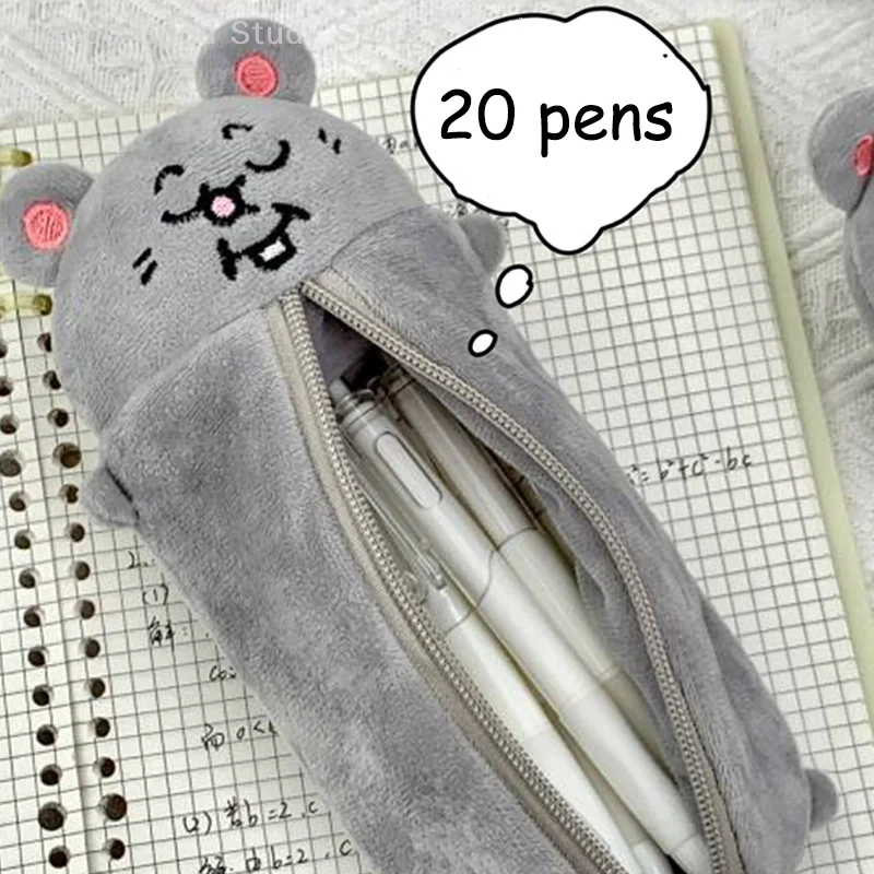 Astuccio per matite in peluche con topo sorridente dei cartoni animati Borsa per cancelleria per studenti carina Borsa di stoccaggio di grande capacità