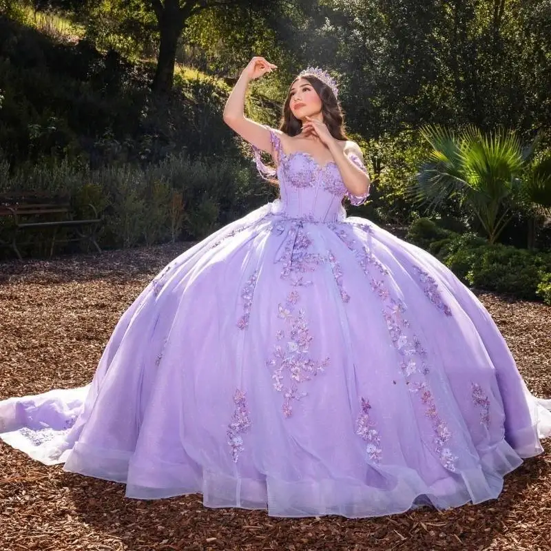 

Lavender Shiny Quinceanera Dresses Applique Lace Flower Sweetheart Off The Shoulder Puffy Party Dress Crystal Beading Tull Ball