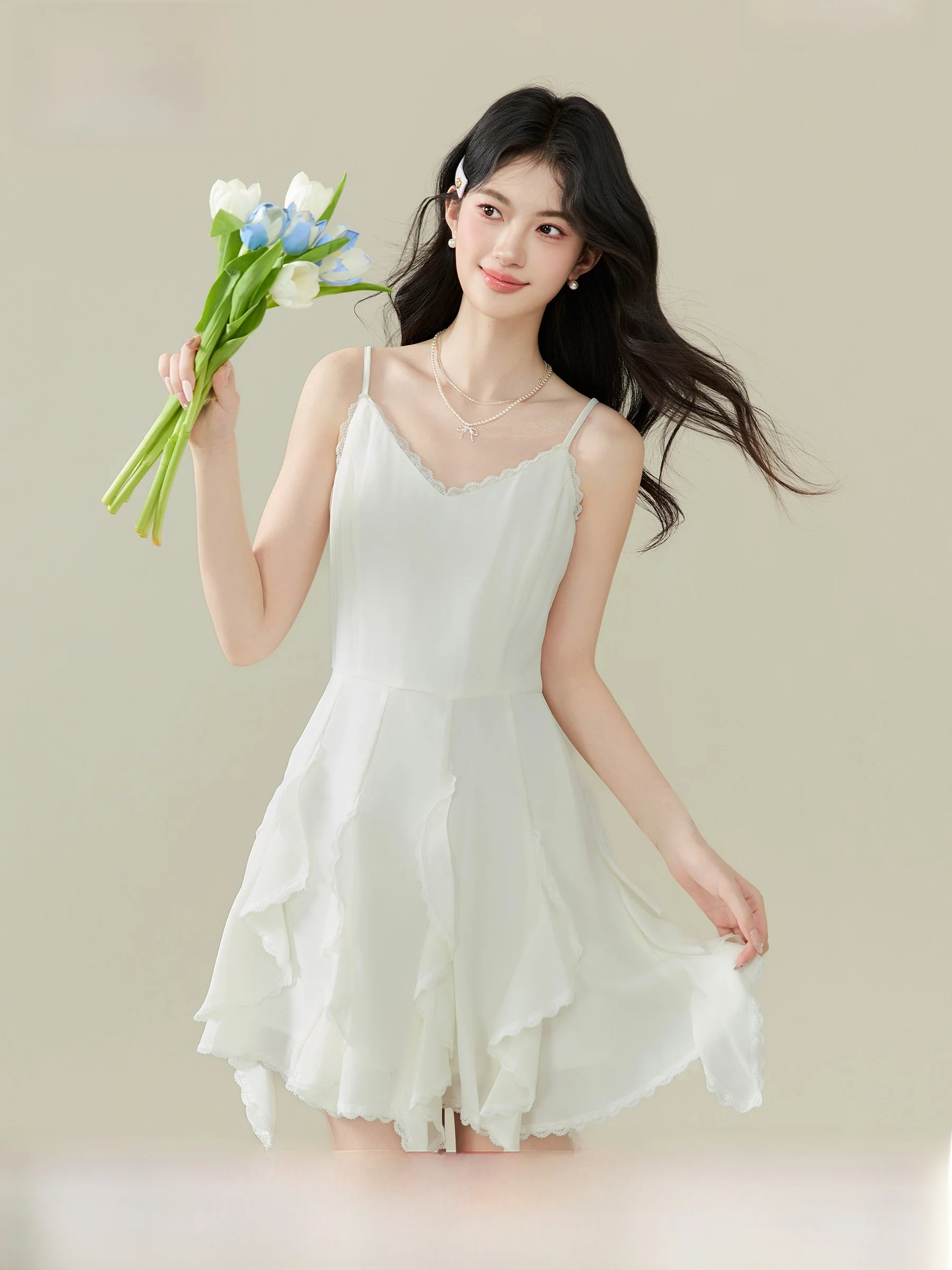 

Летнее кружевное платье Sweet Dr с V-образным вырезом и бретелями, асимметричным подолом, А-образной юбкой, из мягкой полиэстеровой ткани, с длинными рукавами, приталенное, для делового и повседневного стиля