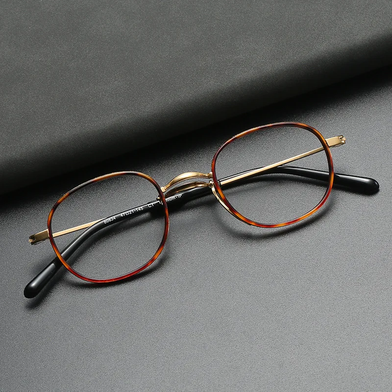 

Japanese Glasses Designer Retro Oval Tortoise Reading Glasses Handmade Titanium Small Face Eyeglasses Frame with Optical Lens