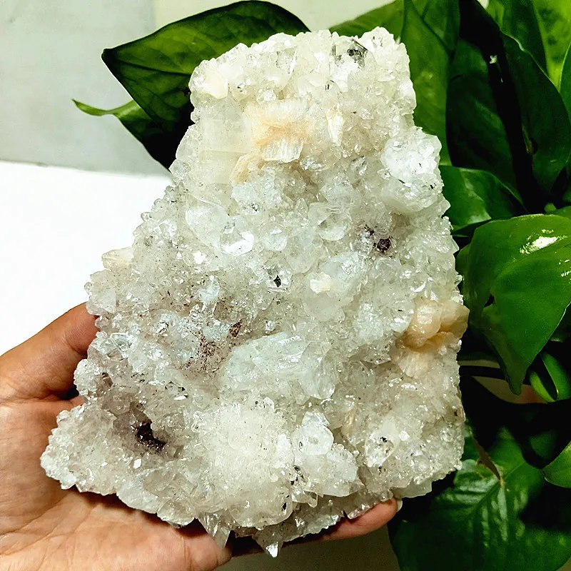 Natural Stone Raw Minerals Apophyllite Shining Crystals Samples and Zeolite Symbiont Feng Shui Crysta Gemstones Room Decoration