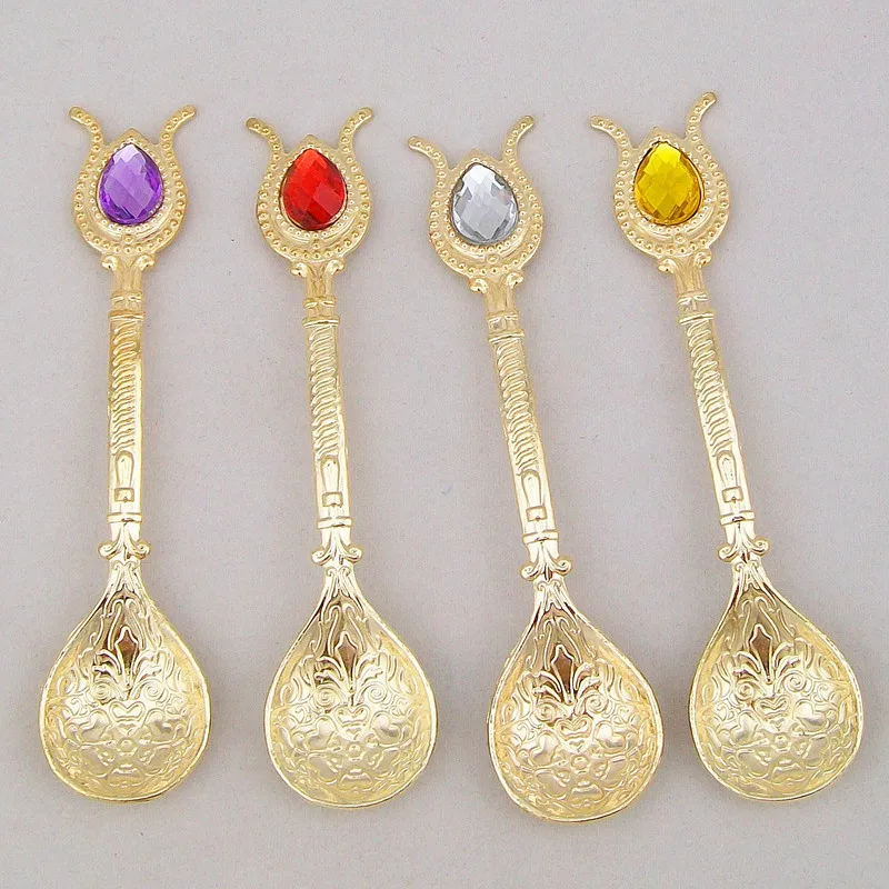 Alloy Golden Dessert Spoons - Elegant Gem Carving Design, Perfect for Honey, Sauce, Salt, & Other Desserts - New