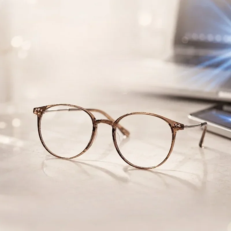 Light-Adjusting Glasses Blue Light Cut Changes from Transparent to Dark Color with Rays Round Frame Indoor/Outdoor Use Unisex