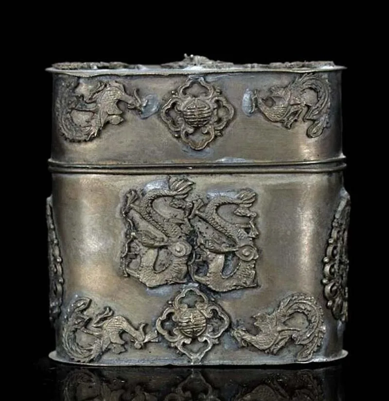 TIBET SILVER CIGARETTE CASE DRAGON BOX