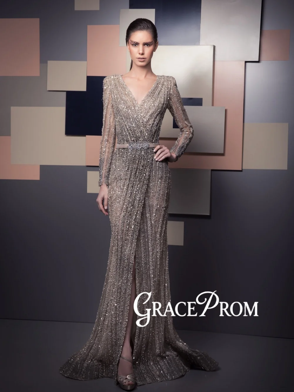 

Exquisite Beaded Evening Dress With Slit Elegant Floor-length V-neck Formal Party Gown Customized Captivating Banquet Dresses