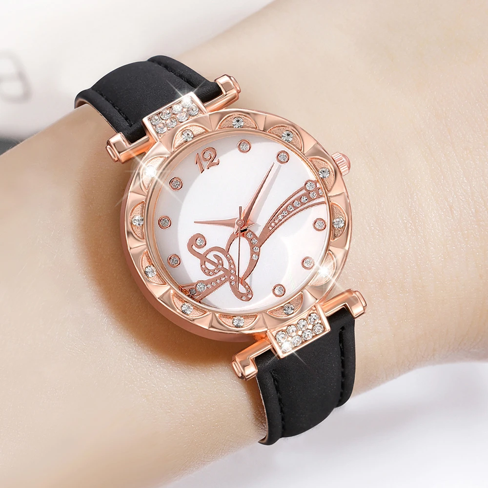 1PCS Simple Luxury Love Element Leather Strap Watch Black Casual Fashion Quartz Watch Is The Perfect Gift For Her (No Box)