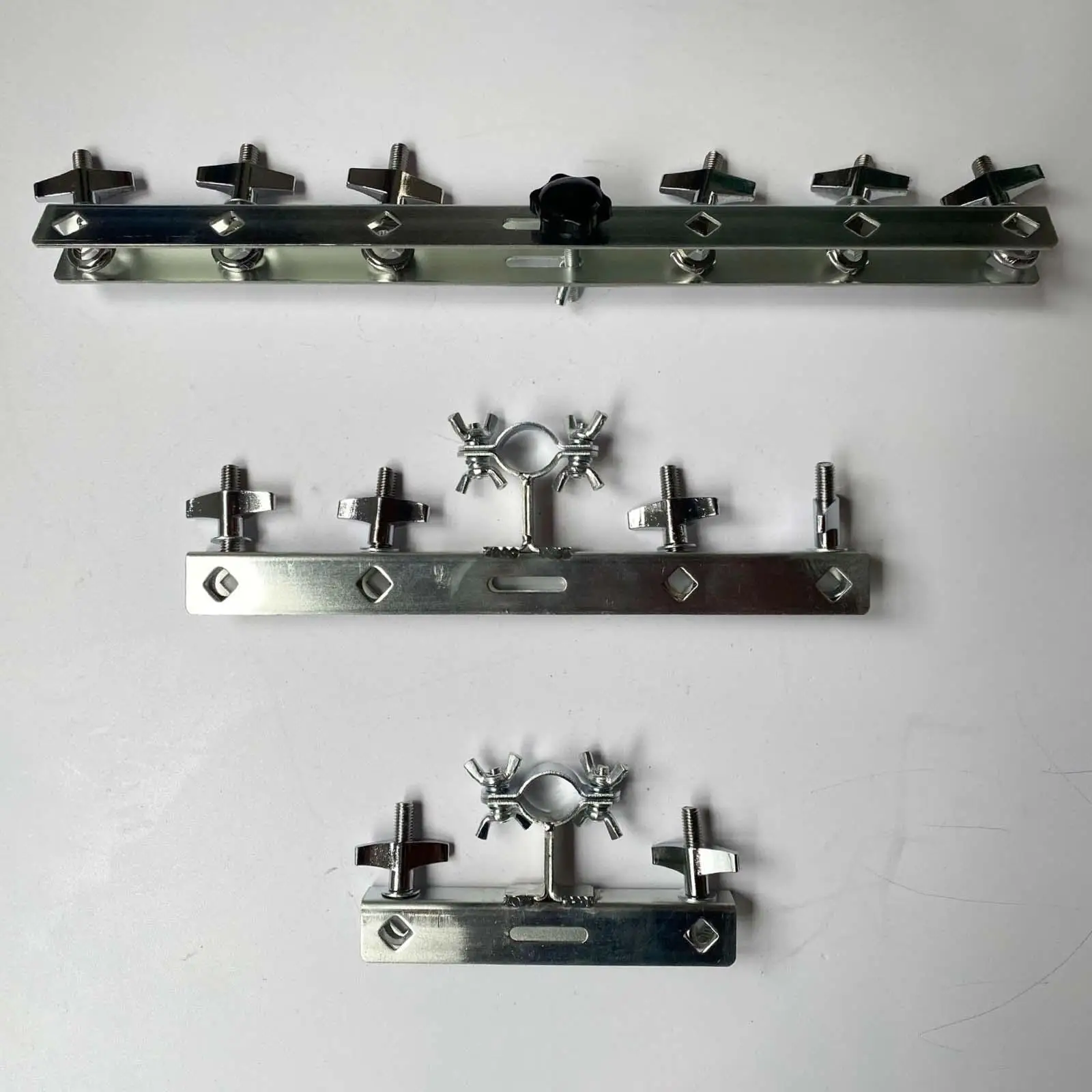 

Кронштейн для крепления колокольчика, кронштейн для ударных колокольчиков для джема, бубна, держатель колокольчика для аксессуаров для барабана для крепления бас-барабана