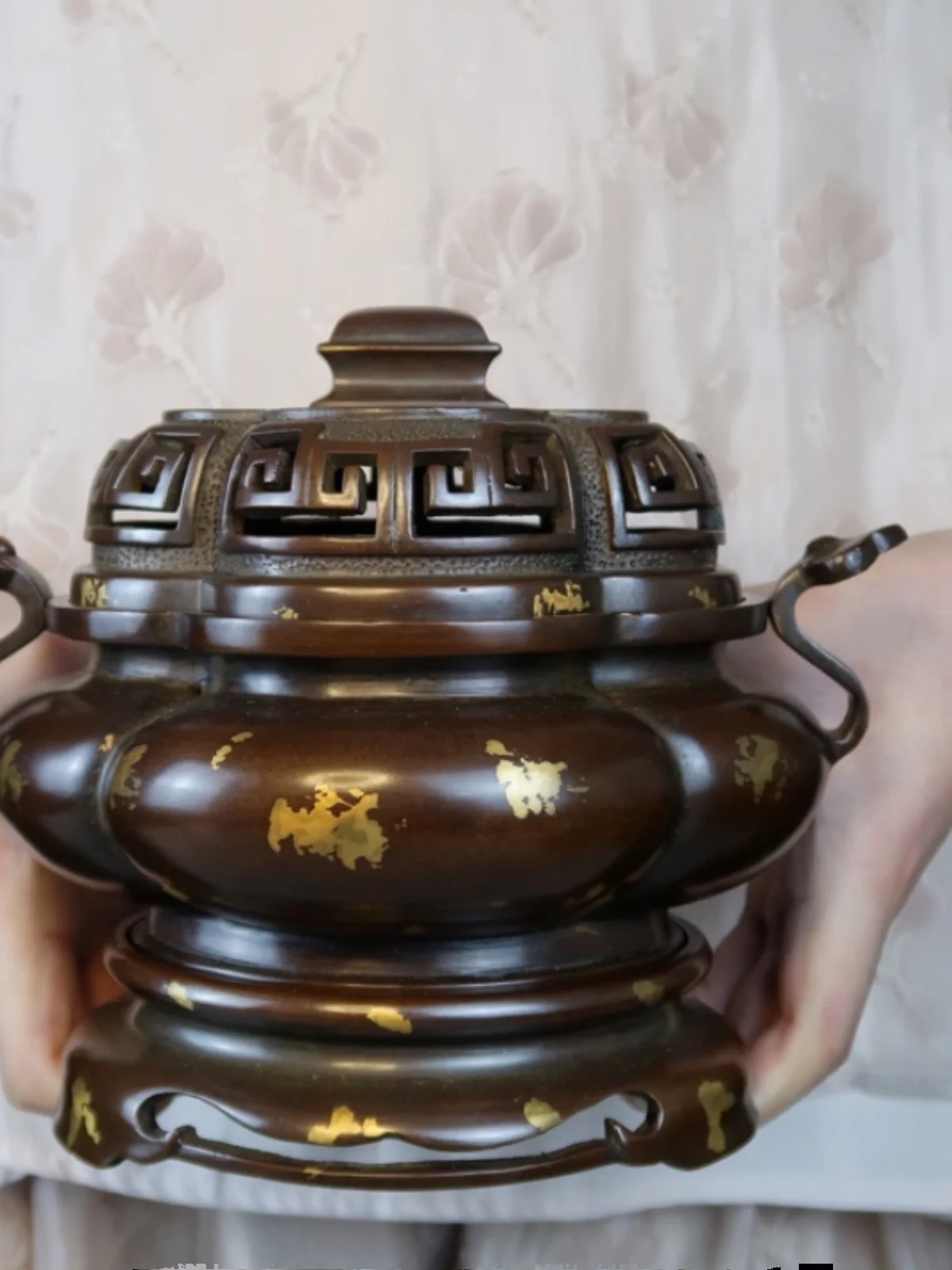 

Extra Large Purple Copper Incense Burner with Stand Pure Copper Home Use Aromatherapy Furnace Traditional Chinese Design