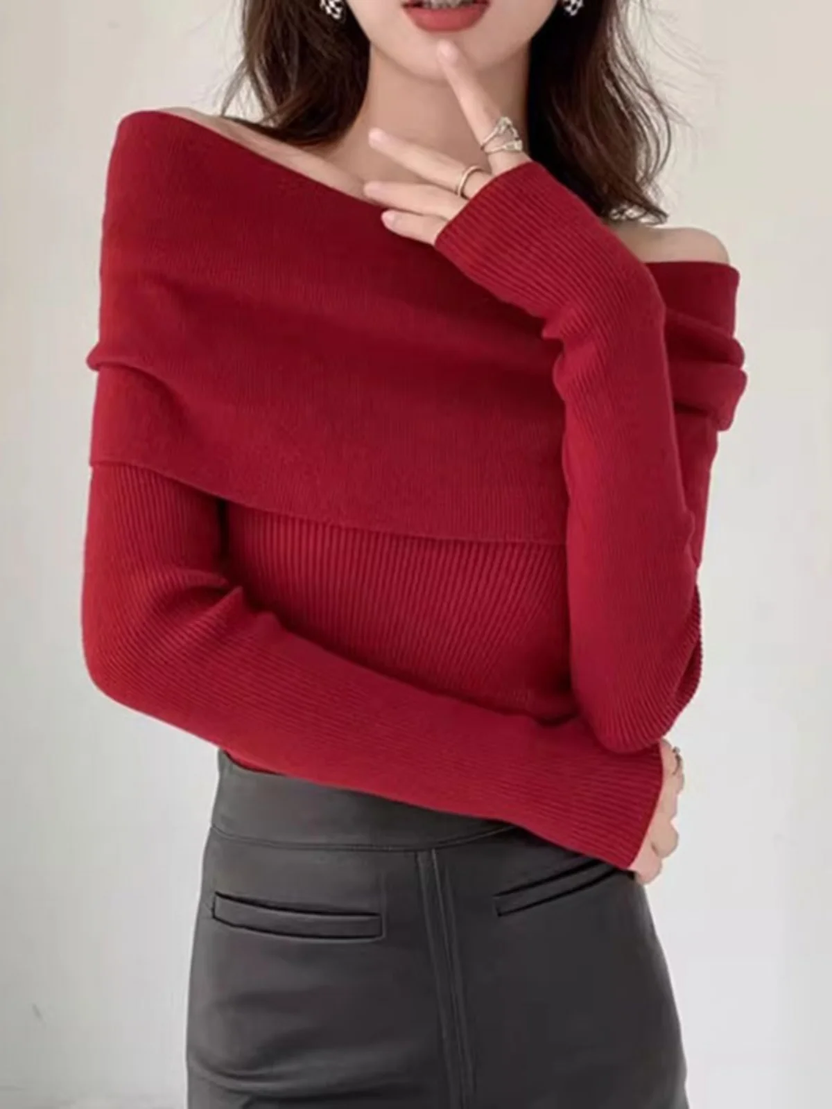 

Stunning Wine Red Knitted One-Shoulder Sweater Women's Autumn Winter Elegant Beautiful High-End Feeling Base Shirt Korean Style