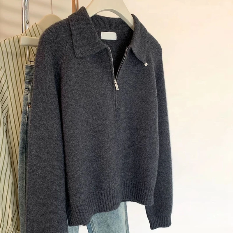 

Темно-серый свитер с воротником на полумолнии, женский осенне-зимний свитер 2025, новый маленький свитер с лацканами, топ