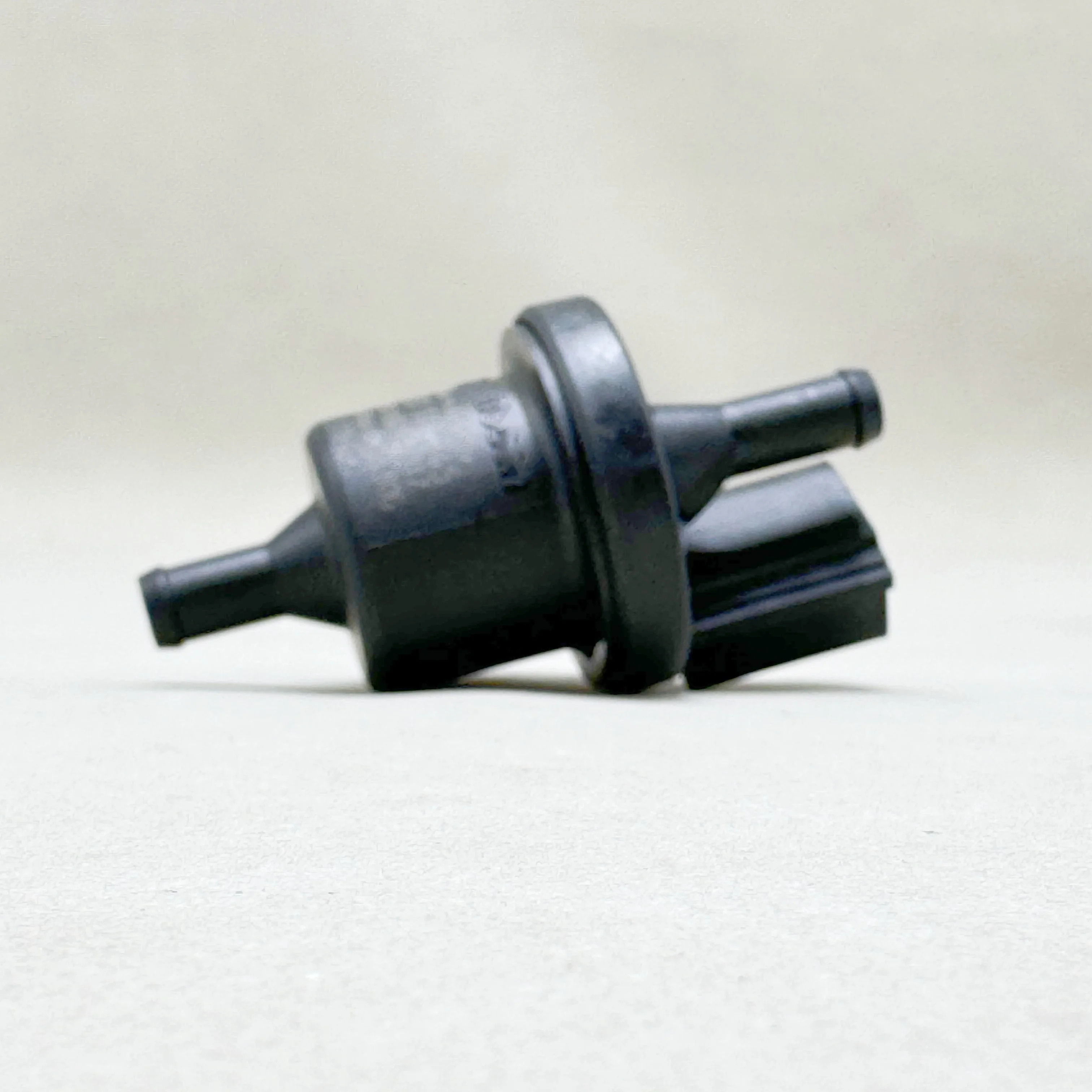 Activated Carbon Canister Solenoid Valve Control Valve 6QE906517 For VW POLO Fabia 6QE 906 517 6Q0 906 517 6Q0906517