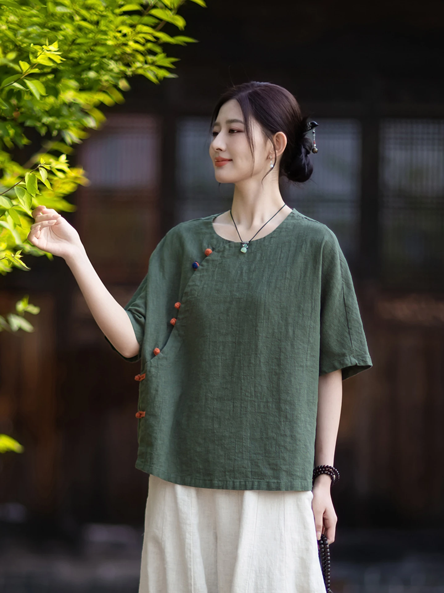 New Chinese Style Women's Cotton Linen Short Sleeve Shirt Artistic Style Side Buttoned Tea Costume Loose Fit Summer New Arrival