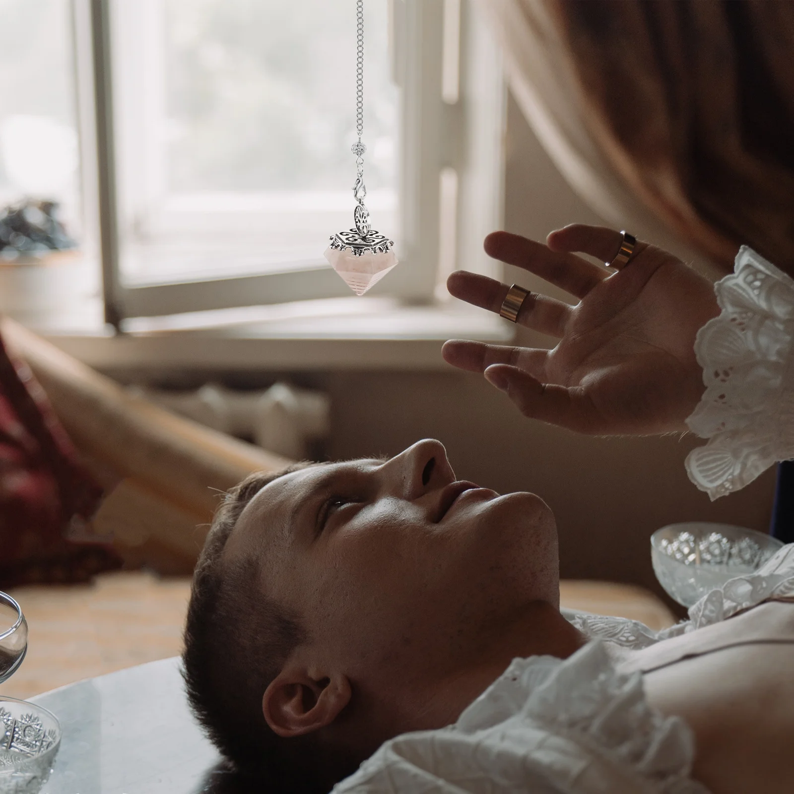 

Hexagonal Resin Pendant Elegant Cone Shape Stylish Quartz Crystal Necklace for Women Multifunctional Fashion Jewelry Accessory