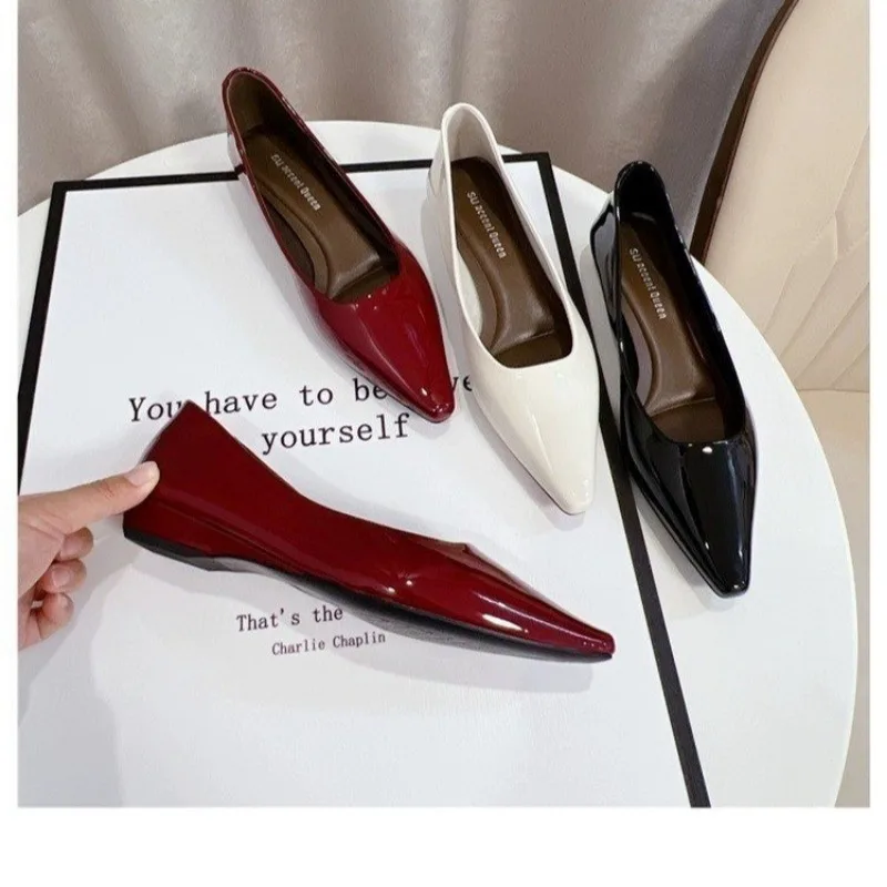 New Fashion Women's Shoe Women's Summer Patent Leather Soft Sole Anti-slip Wear Comfortable Low Heel Slip-on Shoes Zapatos Mujer