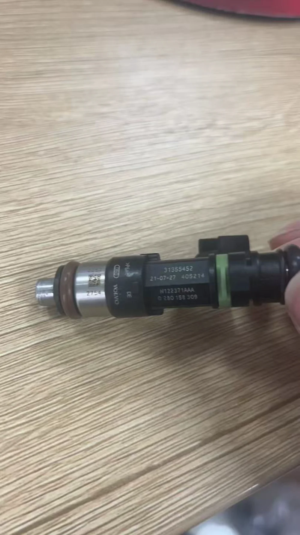 

New High Quality 31355452 0280158309 Fuel Injector Nozzle For 2004-2008 Volvo S80 V70 S60 XC60 V40 T5 cars accessories