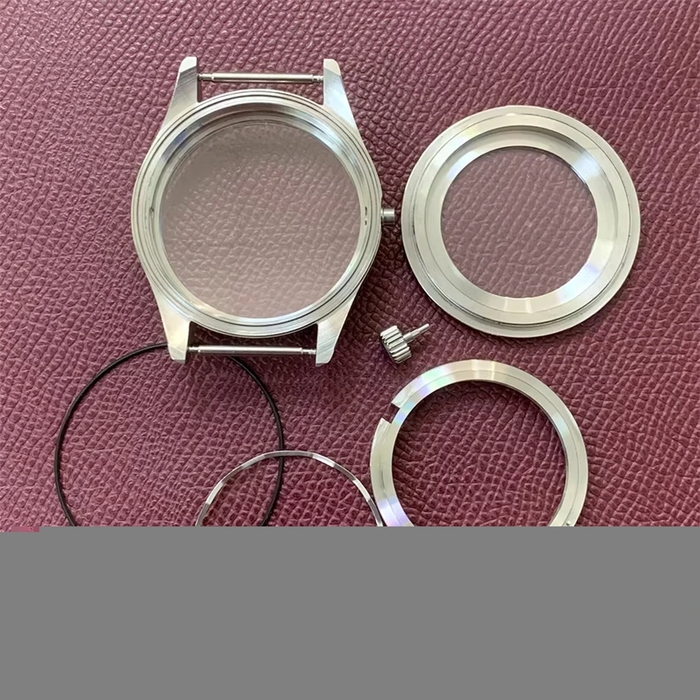 Cassa NH35 40mm Cassa per orologio in vetro zaffiro in acciaio inossidabile 316L per parti di movimento dell'orologio NH35 NH36 per accessori quadrante da 33,5 mm