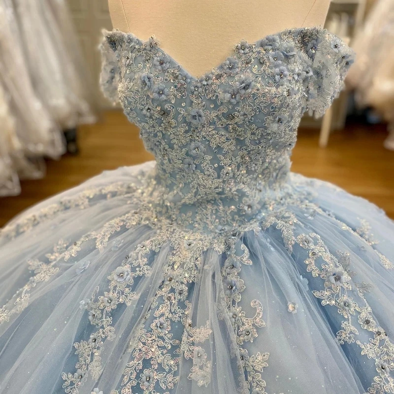 

Sky Blue Quinceanera Dresses 2024 Formal Luxury Party Beading Lace Appliques Tull Sweet 15 Dress Graduation Ball Gwon Prom Gowns