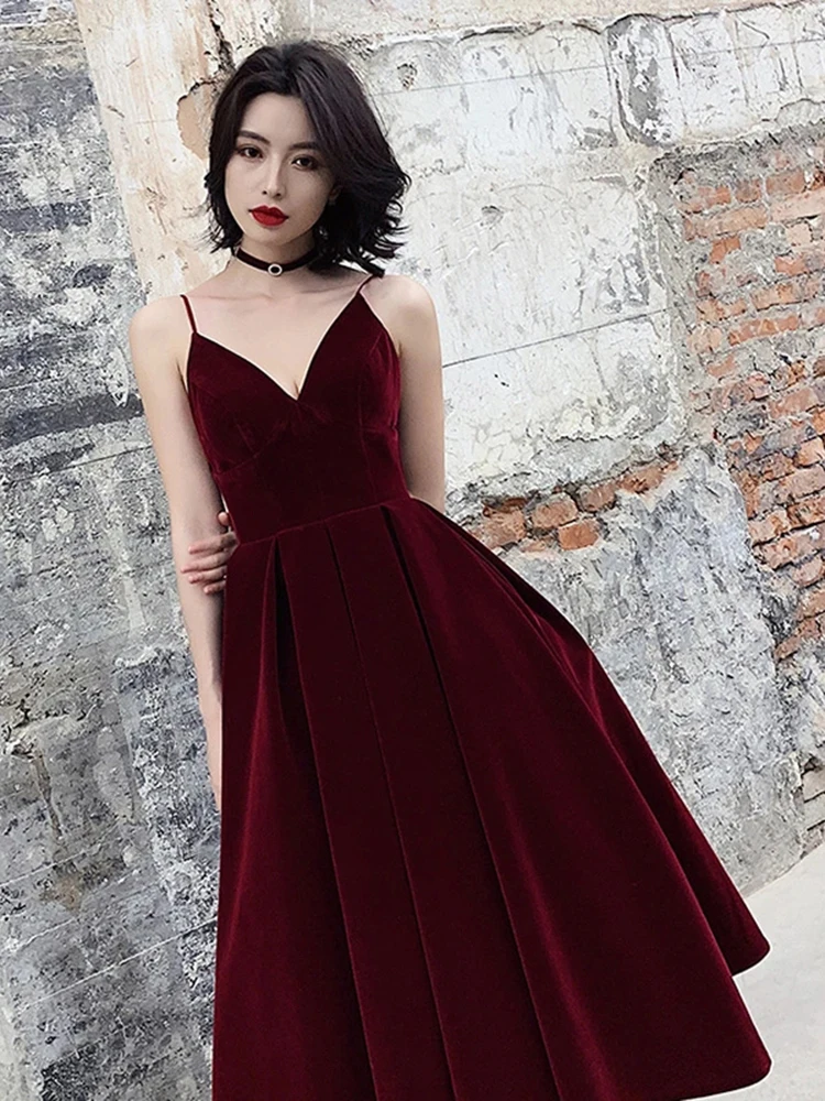 TWOTWINSTYLE Summer Backless Dress For Women V Neck Spaghetti Strap Sleeveless High Waist Sexy Party Dresses Female 2022 Fashion