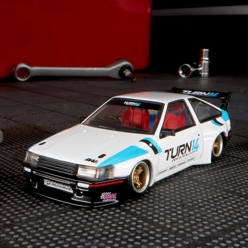 

Новый продукт на складе, официальная оригинальная серия Hot Wheels Ae86 1/64, модель из сплава, игрушечный автомобиль, настольный орнамент, коллекция, подарки на день рождения