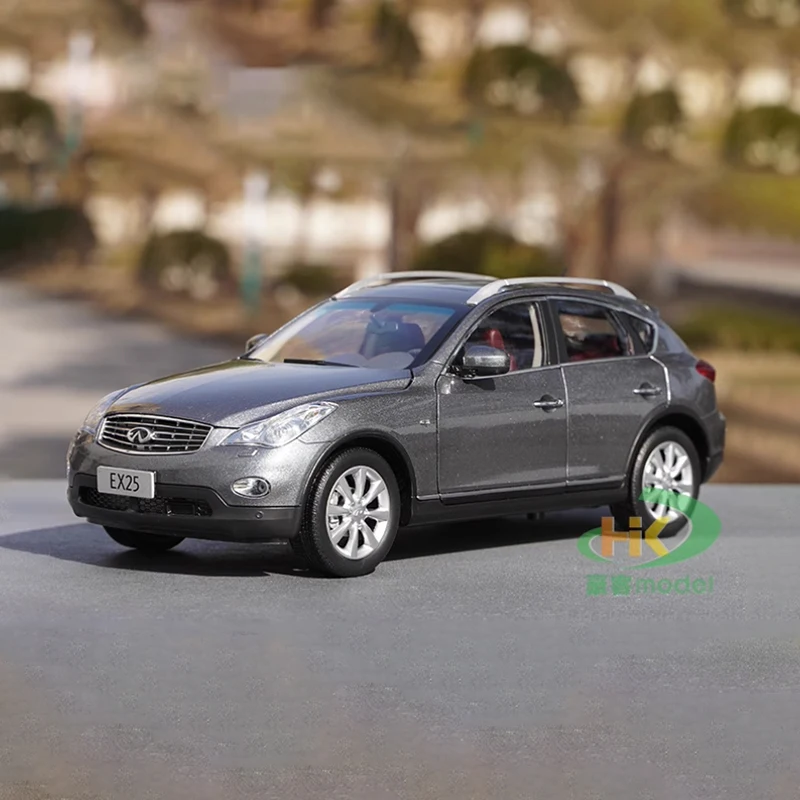 Diecast 1:18 Scale Infiniti EX25 2013 SUV Alloy Car Model Finished Product Simulation Toy Collection Gift Static Model Display