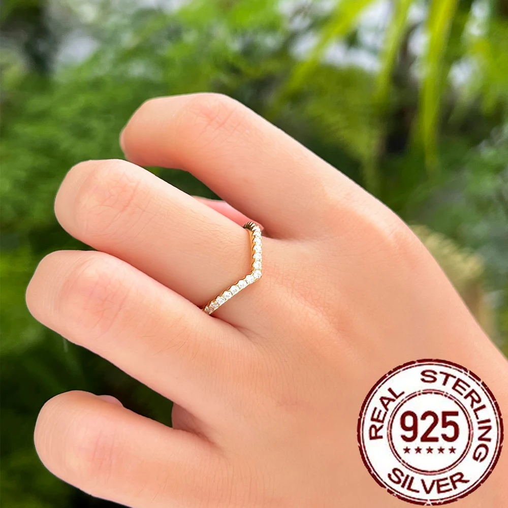 CWWZircons Stapelbare Ringe aus echtem 925er-Sterlingsilber für Damen, glänzender kubischer Zirkon, V-Form, vergoldet, edler Schmuck, Geschenke SR013 – Detail 7