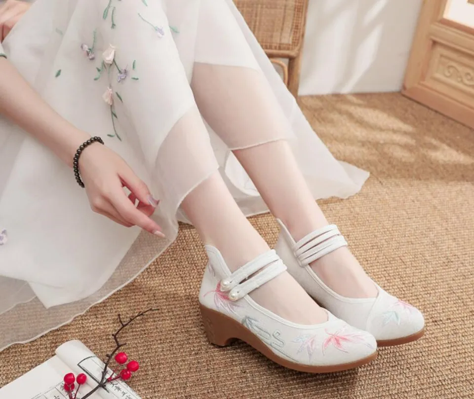 Women Ankle Button Strap Pumps Ethnic Embroidery Mary Jane Dress Shoes Mid Heel Cotton Fabric Espadrilles Vintage Sandals