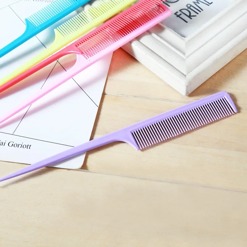 1PCS Portable Random Color Hair Comb Salon Brush Styling Hairdressing Tail Plastic Comb with Thin and Long Handle Hair Brush