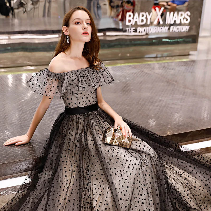 2025, neues, schulterfreies, langes, kleines und dünnes Bankett-Abendkleid, elegantes und stimmungsvolles Hosting-Bankett-Abendkleid