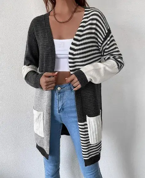 

Autumn and Winter Fashion Contrasting Splicing Long Sleeved Knitted Jacket for Women's Casual Versatile Pocket Knitted Jacket