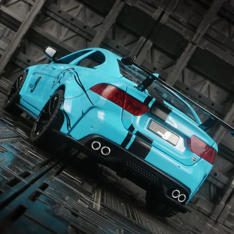 1:24 Jaguar XE SV PROJECT8 coche de rally de aleación modelo decoración de coche, puertas y capó de motor, maletero se puede abrir