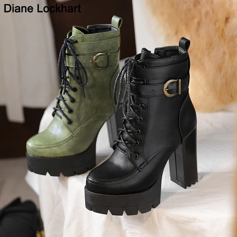 

Black Platform Combat Ankle Boots For Women Round Toe Buckle Strap Woman Lace Up Shoes Winter Biker Boot Motorcycle Bottes 41 42