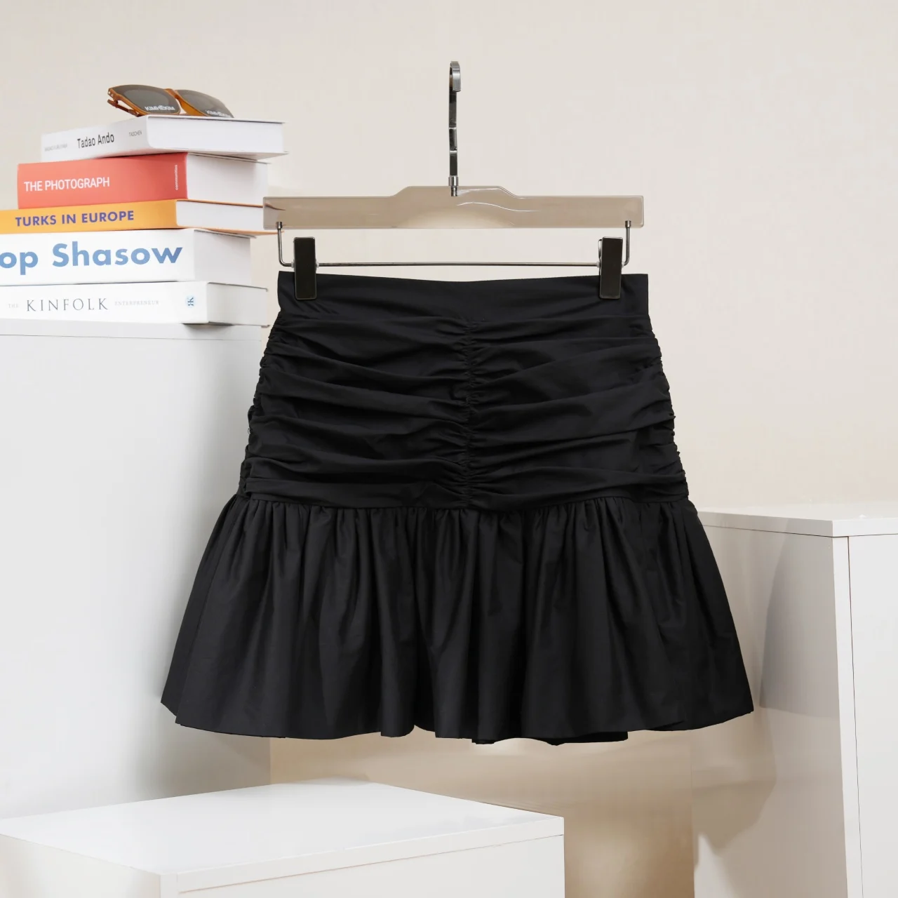 2024 Spring/Summer New Women's Wear Pure Color Elegant Pleated Cotton Slim Skirt 0424