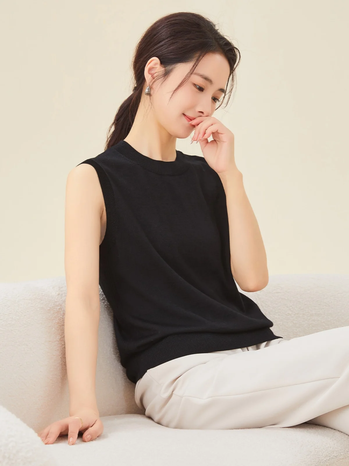 

Spring Bamboo 25 Spring New round Ne Svel Pure Color Simple Breathable Elely Versatile Knitted Wool Vest Women