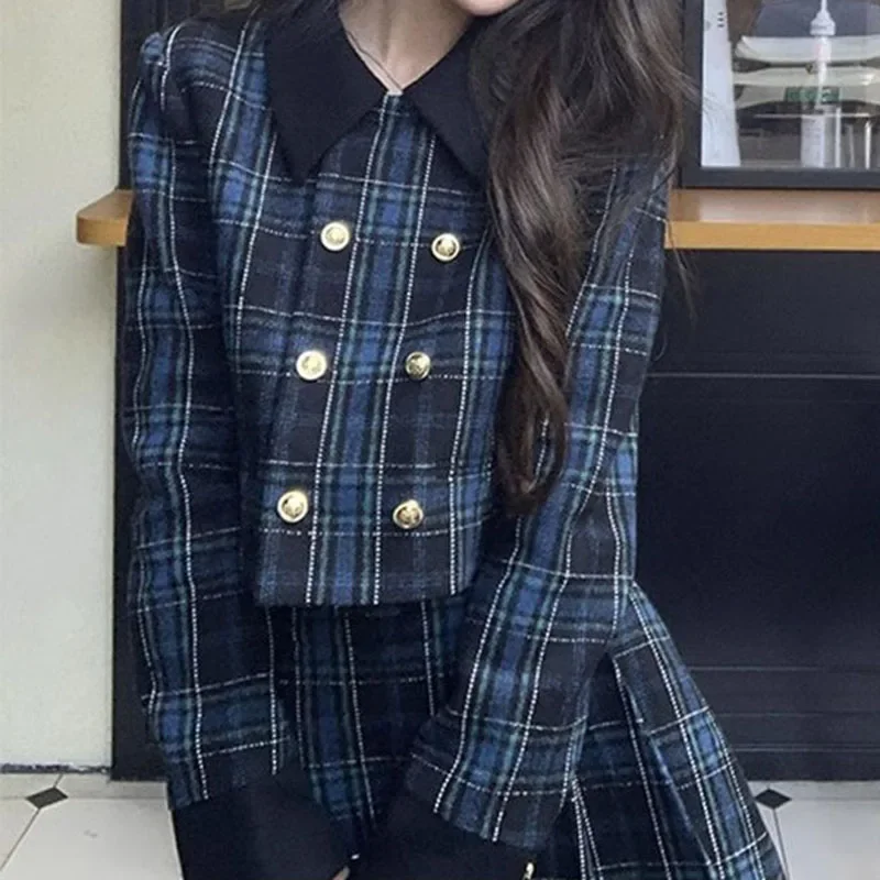Small fragrance suit women's autumn and winter new fashion temperament Joker bow plaid long sleeve suit+pleated skirt two-piece.