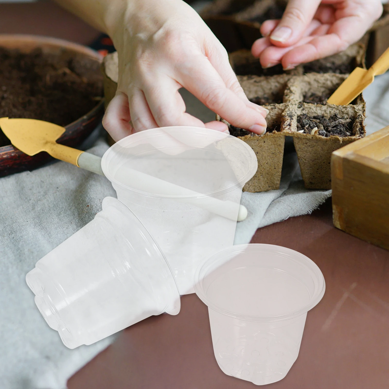 

12 Pcs Insulated Breathable Flowerpot Set Plastic Plant Pots Nursery Grow Pot Drainage Holes Durable Reusable Gardening Supplies