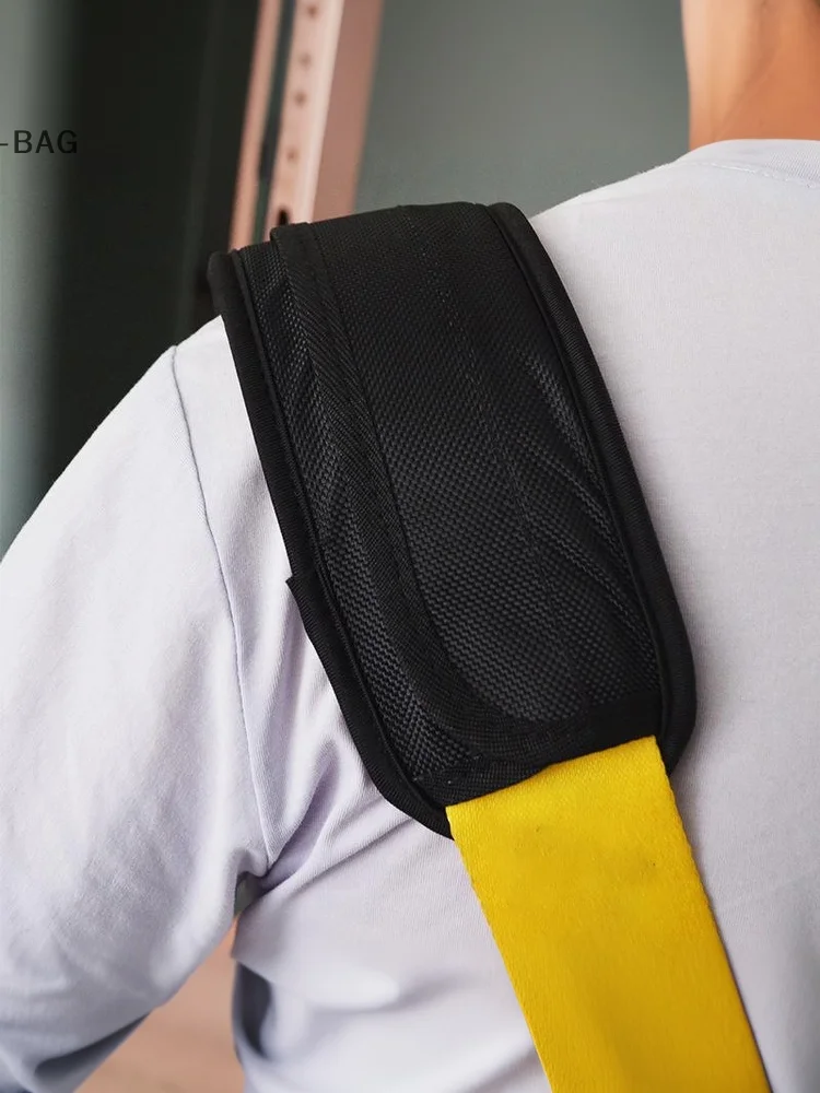 

Черный широкий ремень для снижения веса школьной сумки на плечо, обеспечивающий двойной рюкзак для снятия стресса.