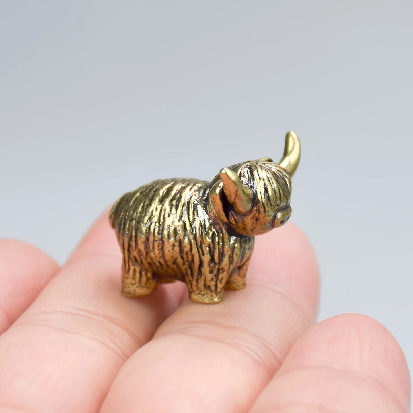 Solid Brass Vintage Miniature Bull Figurine, No Electricity Required, Decorative Ornament for Tea Table & Various Room Types