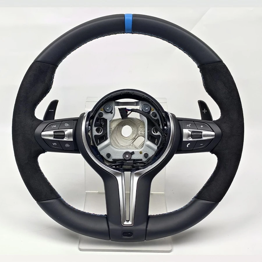 

Спортивный тканевый чехол на руль для серий 1, 3, X1, E87, E81, E82, E84, E70, E71, E90, E91, E92