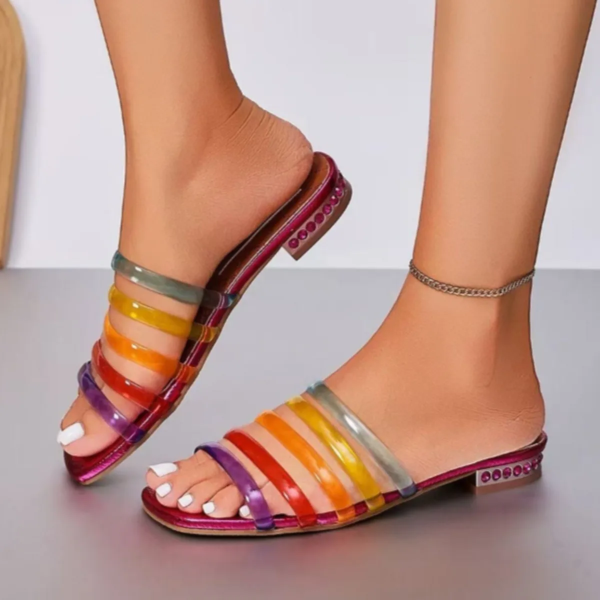 2026 New Summer Fashion Sandals Colorful Large Size Sandals Outdoor Wear Thick Bottom Beach Slippers Designer Shoes for Women