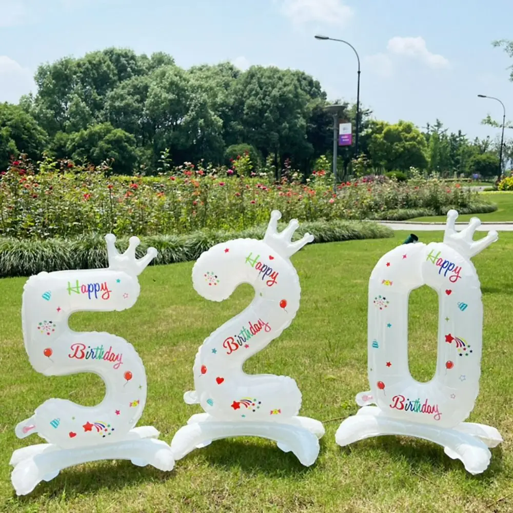 تاج عيد ميلاد سعيد ديكور المنزل الداخلي لاستحمام الطفل غرفة المعيشة الذكرى احباط بالونات عيد ميلاد هدية الطفل