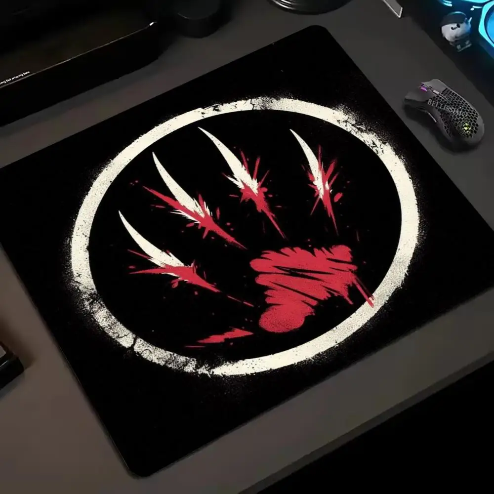 

Wolf King mouse pad 400x450 Textured Cloth Gaming Mouse Pad - Premium Non-Slip Control Surface for Precision Tracking