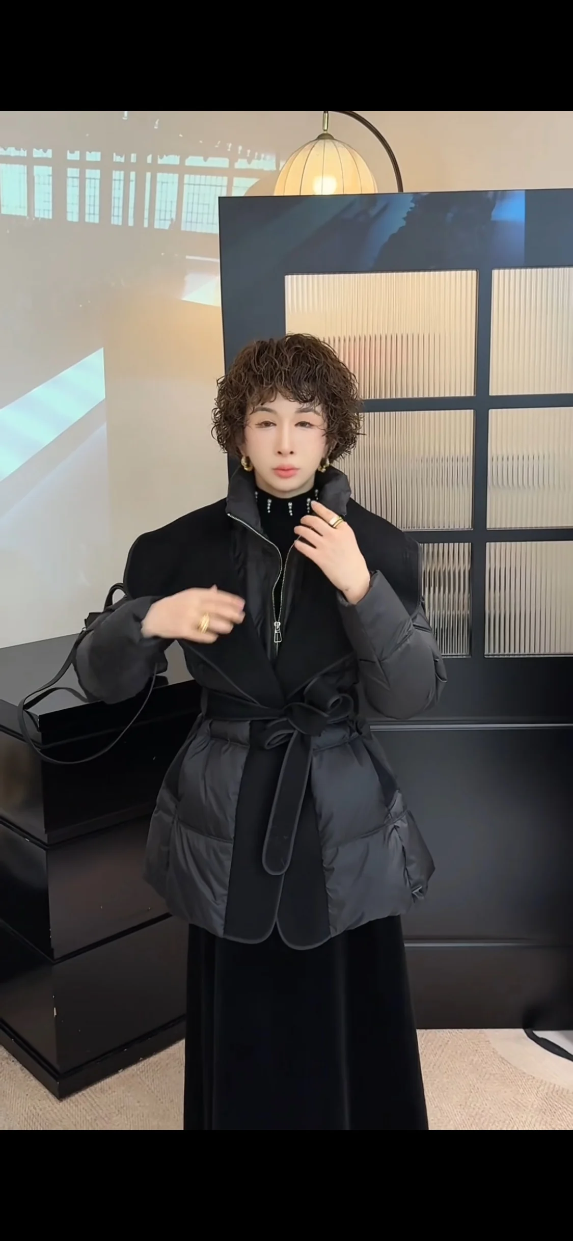 

Loose Casual Pure Color Versatile Women's down Jaet Faionable Design Winter 2025 New Arrival Ele Sle Ladies Vest