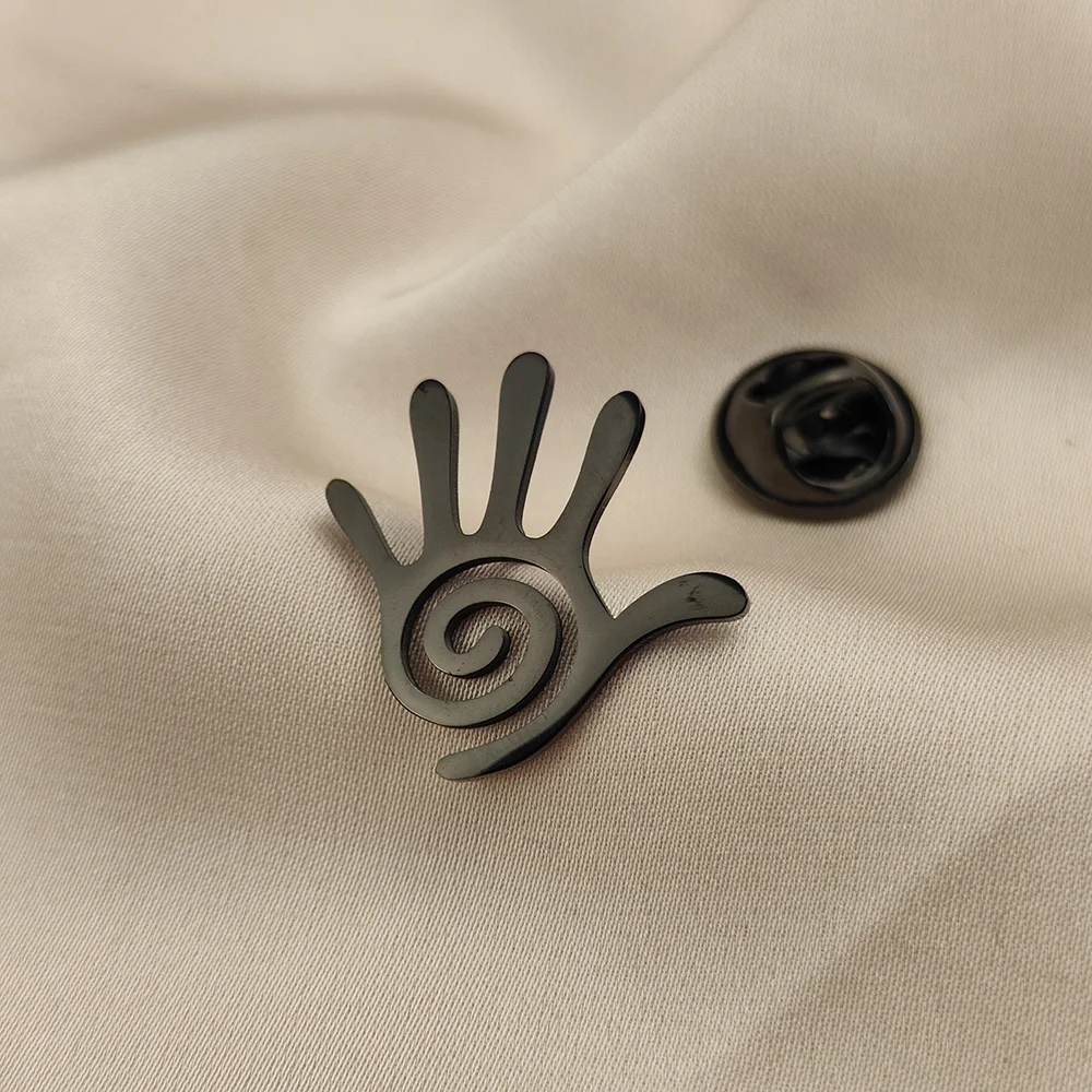 Halloween Personalized Palm Shape Swirl Palm Print Brooches for Women Stainless Steel Hip-hop Rock Style Jewelry Metal Needle