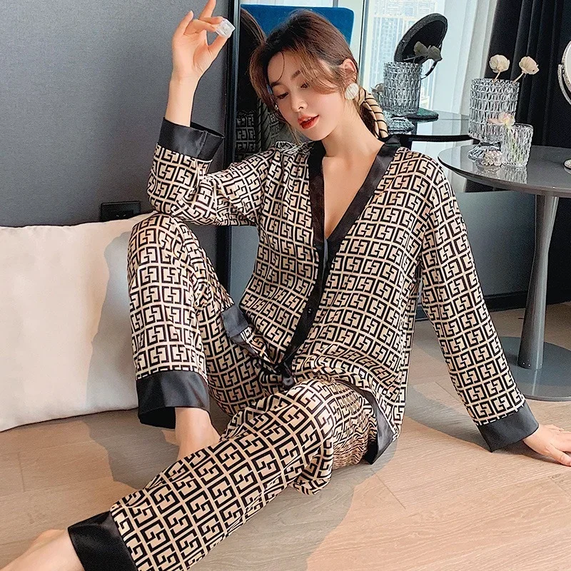 Women\'s Pajamas Set V Neck Design Luxury Cross Letter Print Sleepwear Silk Like Home Clothes XXL Large Size Nightwear