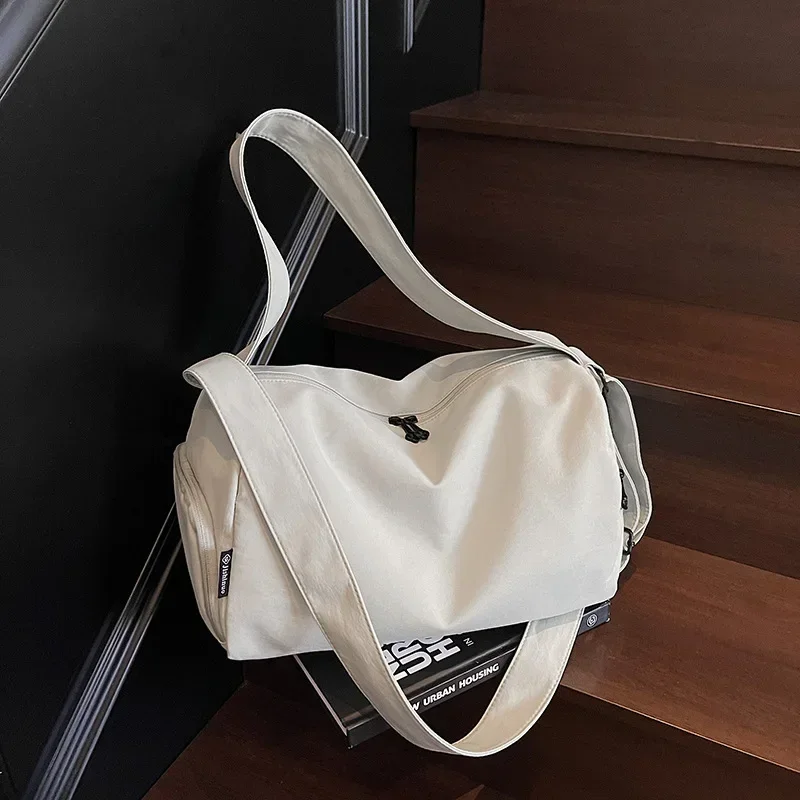 

New Women's Fitness Tote Bag, Large Capacity Sports Shoulder Bag, Lightweight Travel Crossbody for Gym & Weekend Getaways​