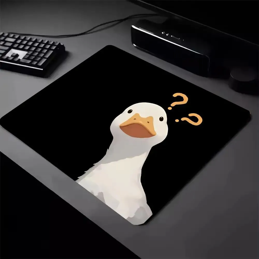 Funny Cute Goose Mouse Pad Large Non-slip Locking Edge Rubber Desk Mat Office Gaming PC Laptop Keyboard Home Decoracion