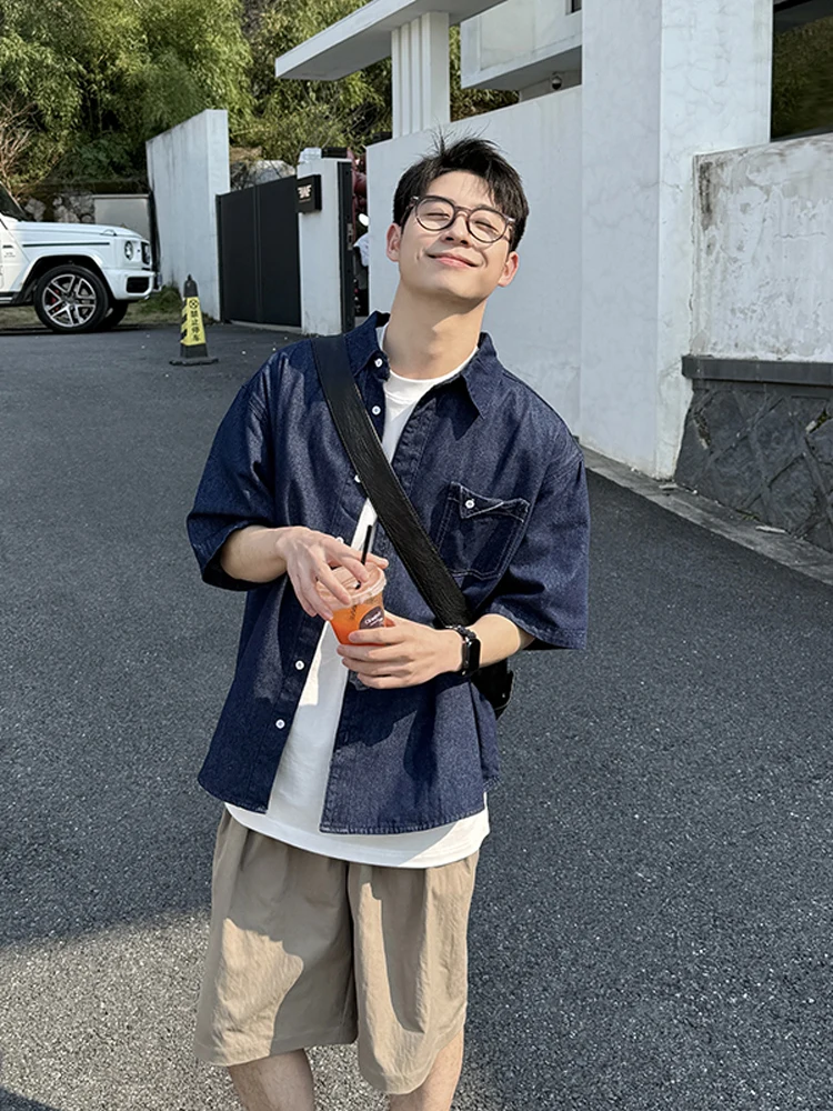 

Синяя повседневная свободная джинсовая рубашка с коротким рукавом для мужчин, летняя новинка, универсальная свободная повседневная рубашка-топ для ежедневной носки