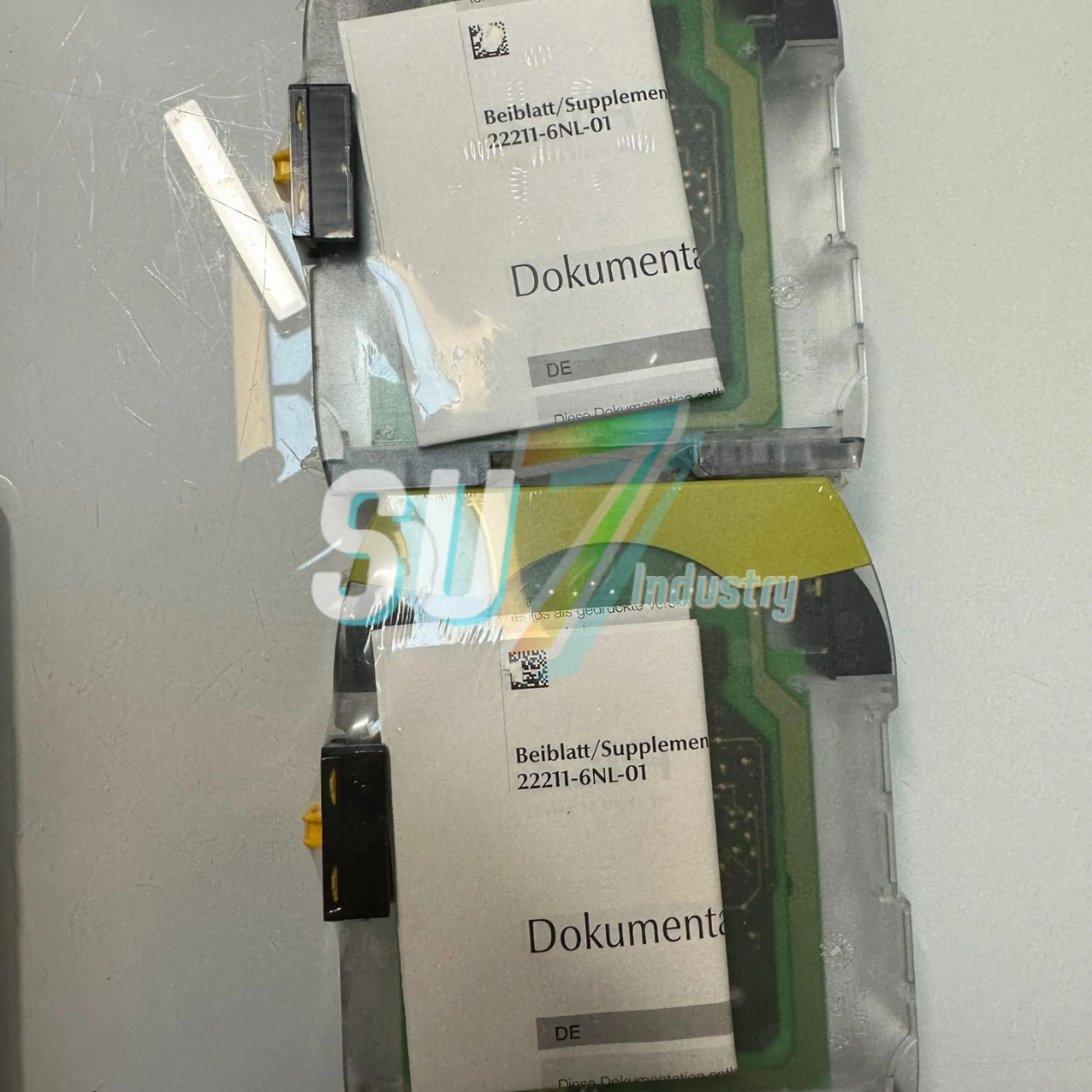 772130 PNOZ m ES 772132 PNOZ m ES وحدة الاتصالات الجديدة في المخزون