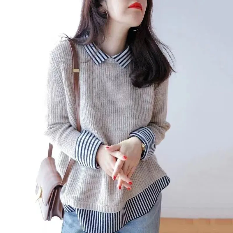 Kemeja bergaris dua potong palsu longgar Fashion musim gugur/musim dingin baru kerah gaya malas serbaguna Sweater wanita lengan panjang rajut